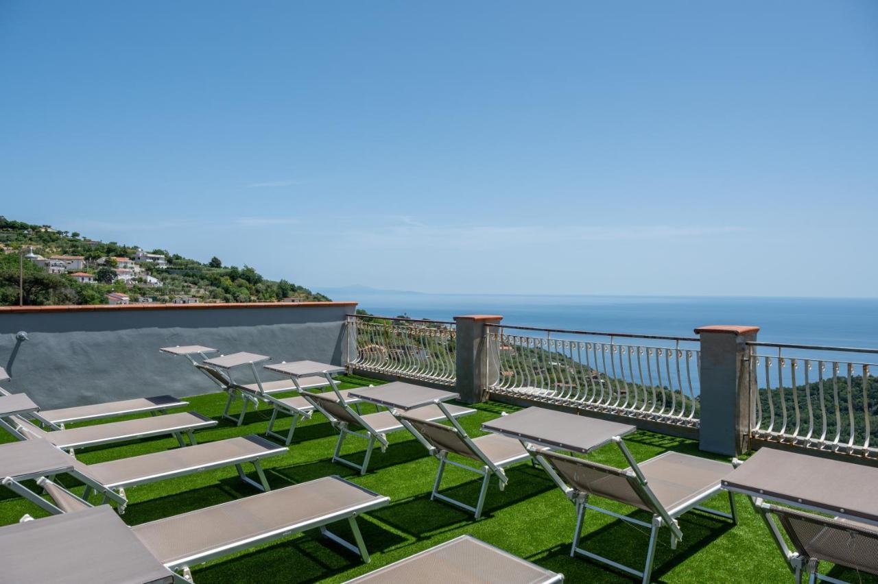 Hotel Montana Sant'Agata sui due Golfi Luaran gambar