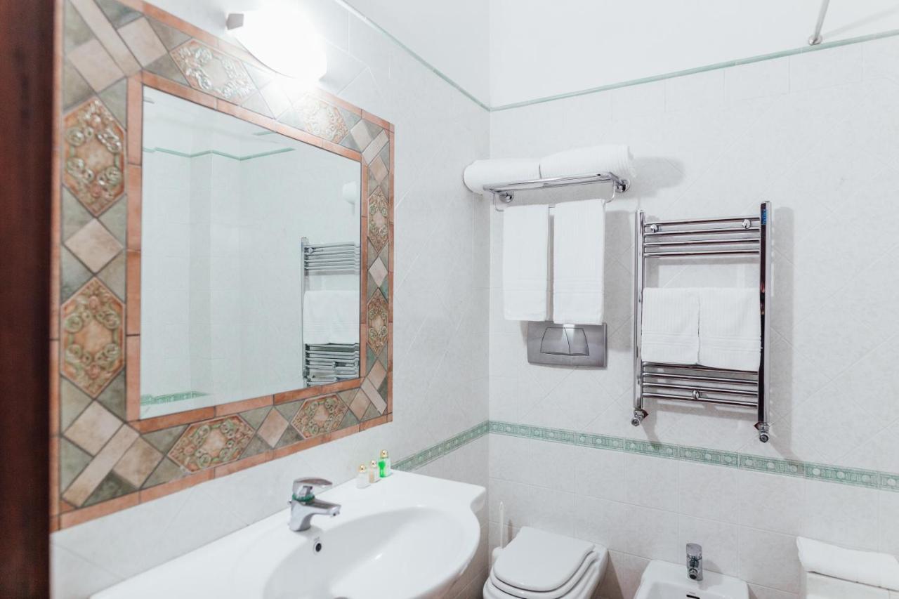 Hotel Montana Sant'Agata sui due Golfi Luaran gambar